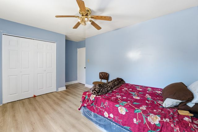 2507 W Coyle Avenue, Chicago, IL 60645