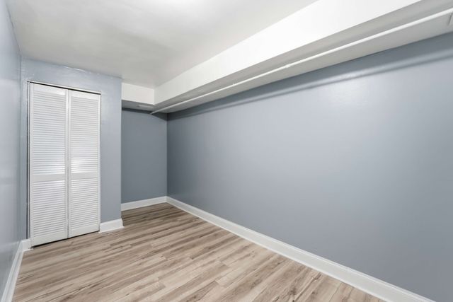2507 W Coyle Avenue, Chicago, IL 60645