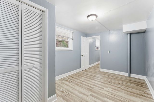 2507 W Coyle Avenue, Chicago, IL 60645