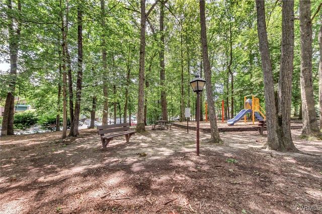 1507 Bronwyn Rd Unit#301, Henrico, VA 23238