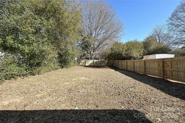 6616 Charlie Walker Road, Kannapolis, NC 28081