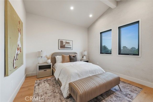 16252 Addison Street, Encino (los Angeles), CA 91436