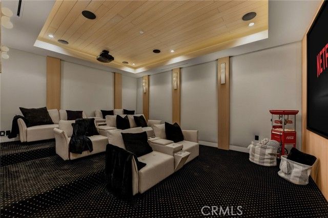 16252 Addison Street, Encino (los Angeles), CA 91436