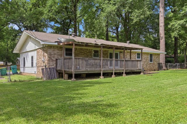 7201 Forest Dale Drive, North Little Rock, AR 72118