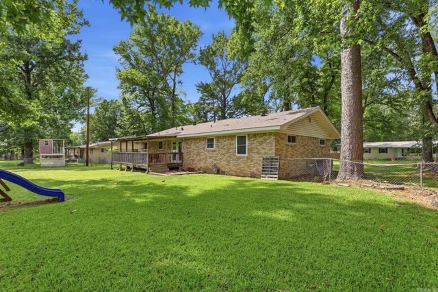 7201 Forest Dale Drive, North Little Rock, AR 72118