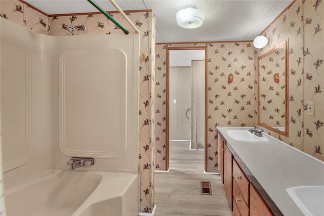 1933 Carter Road, Springtown, TX 76082