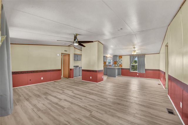 1933 Carter Road, Springtown, TX 76082