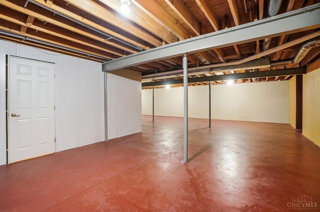 4588 Fairway Eleven Court, Liberty Twp, OH 45011