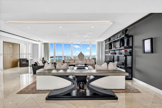 1643 Brickell Ave 3904, Miami, FL 33129