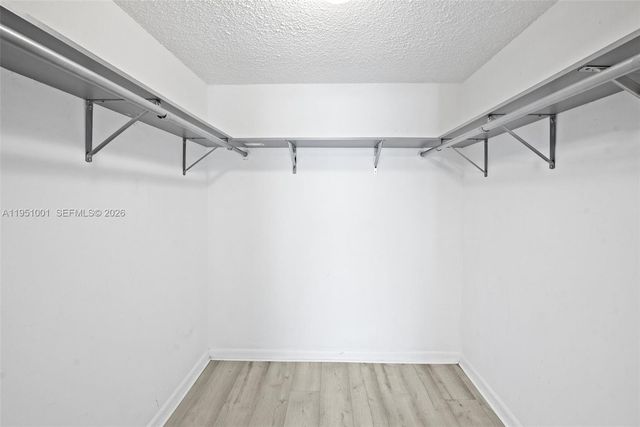 2302 S Cypress Bend Dr 210, Pompano Beach, FL 33069