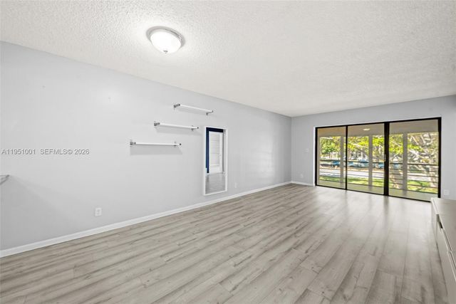 2302 S Cypress Bend Dr 210, Pompano Beach, FL 33069