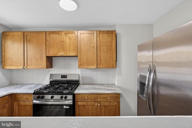 1067 S MERRIMAC RD, Camden, NJ 08104