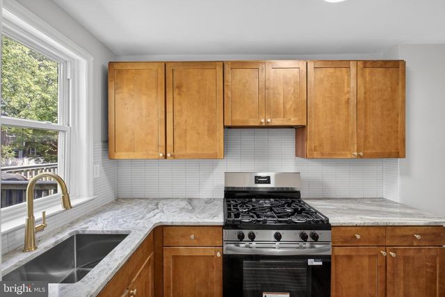 1067 S MERRIMAC RD, Camden, NJ 08104