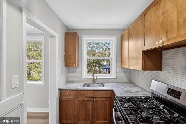 1067 S MERRIMAC RD, Camden, NJ 08104