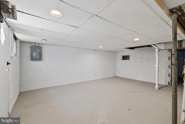 1067 S MERRIMAC RD, Camden, NJ 08104