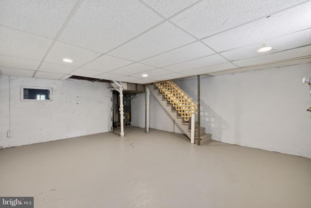 1067 S MERRIMAC RD, Camden, NJ 08104