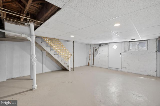 1067 S MERRIMAC RD, Camden, NJ 08104