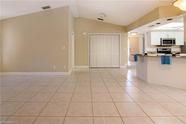 6113 Deer RUN, Fort Myers, FL 33908