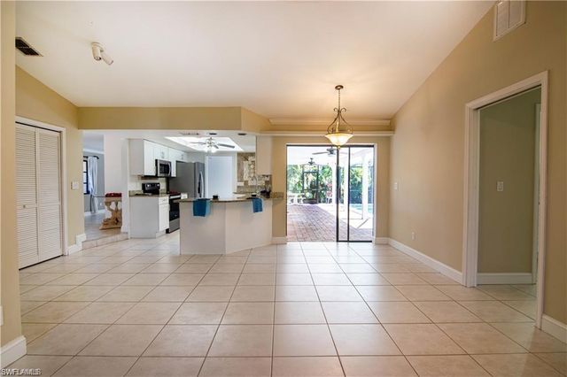 6113 Deer RUN, Fort Myers, FL 33908