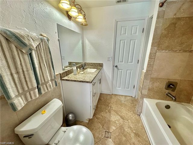 6113 Deer RUN, Fort Myers, FL 33908