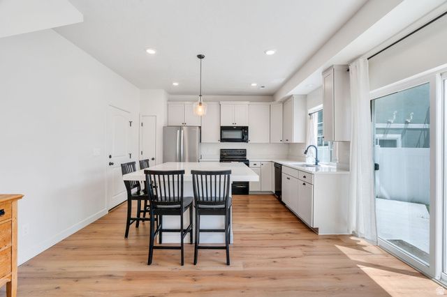 167 E POLARIS DR, Saratoga Springs, UT 84045