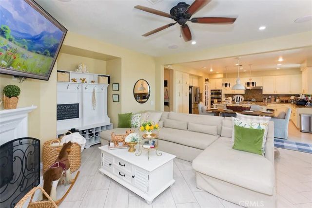 14911 Sunset Gardens Court, Victorville, CA 92394