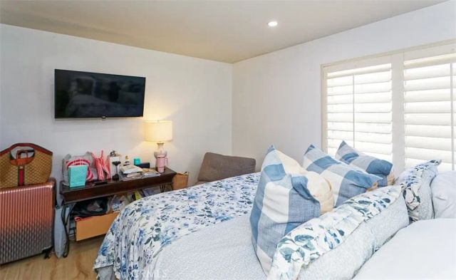 14911 Sunset Gardens Court, Victorville, CA 92394