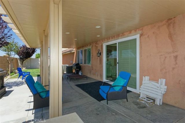 14911 Sunset Gardens Court, Victorville, CA 92394