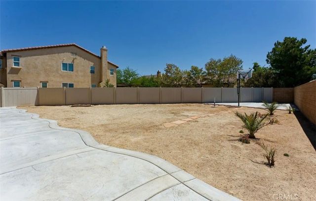 14911 Sunset Gardens Court, Victorville, CA 92394