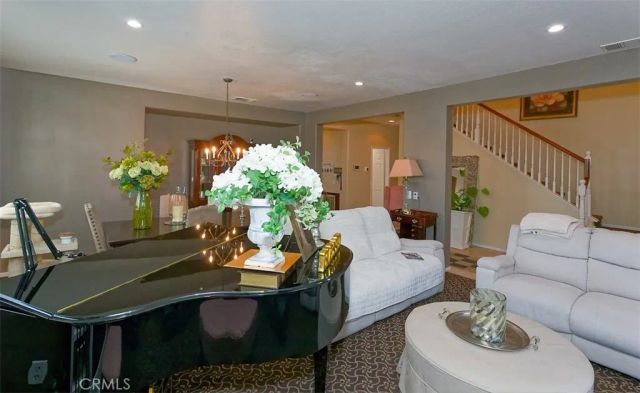 14911 Sunset Gardens Court, Victorville, CA 92394