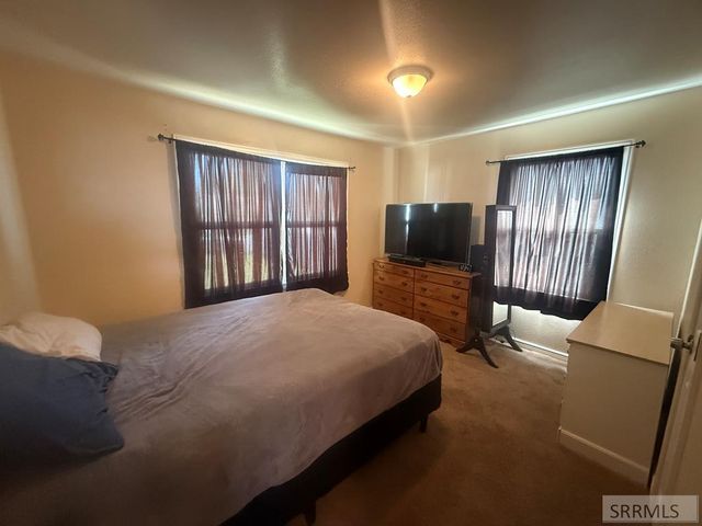923 Howard Avenue, Pocatello, ID 83201