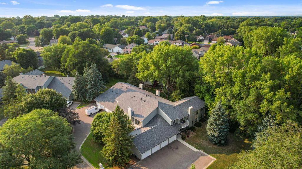2508 Innsbruck Trail, New Brighton, MN 55112