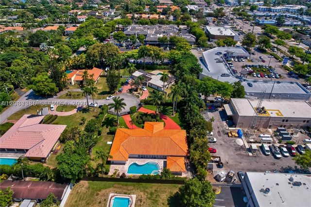 7080 SW 98th Ave, Miami, FL 33173
