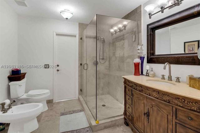 7080 SW 98th Ave, Miami, FL 33173
