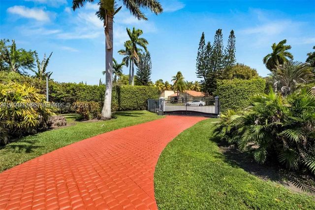 7080 SW 98th Ave, Miami, FL 33173