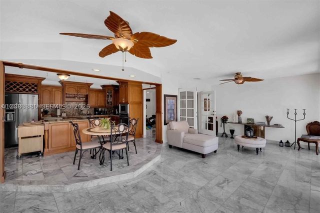 7080 SW 98th Ave, Miami, FL 33173