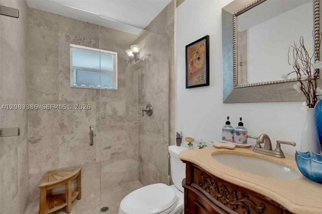 7080 SW 98th Ave, Miami, FL 33173