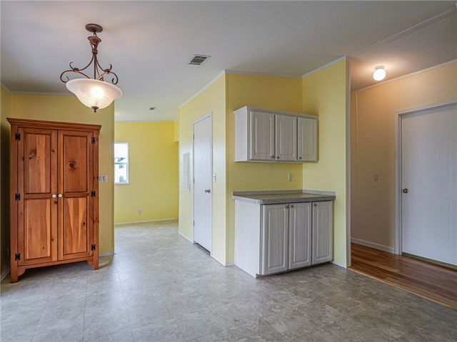 818 Thrush Circle, Sebastian, FL 32976