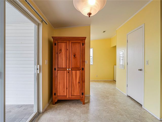 818 Thrush Circle, Sebastian, FL 32976