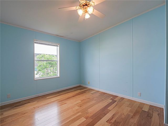 818 Thrush Circle, Sebastian, FL 32976