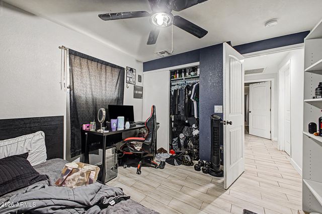 3617 S 17TH Street, Phoenix, AZ 85040