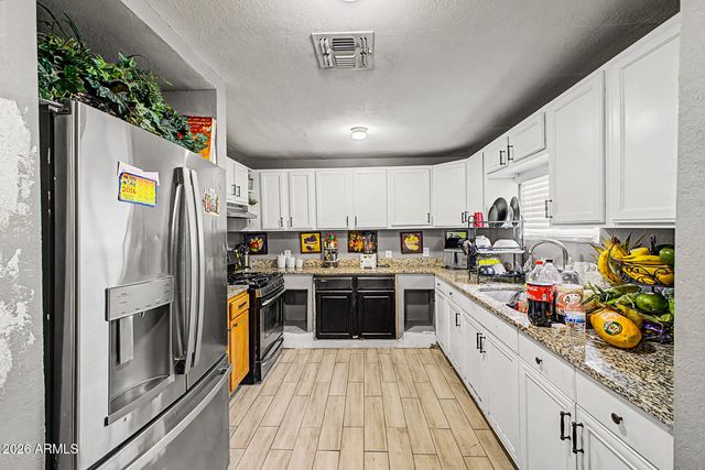 3617 S 17TH Street, Phoenix, AZ 85040