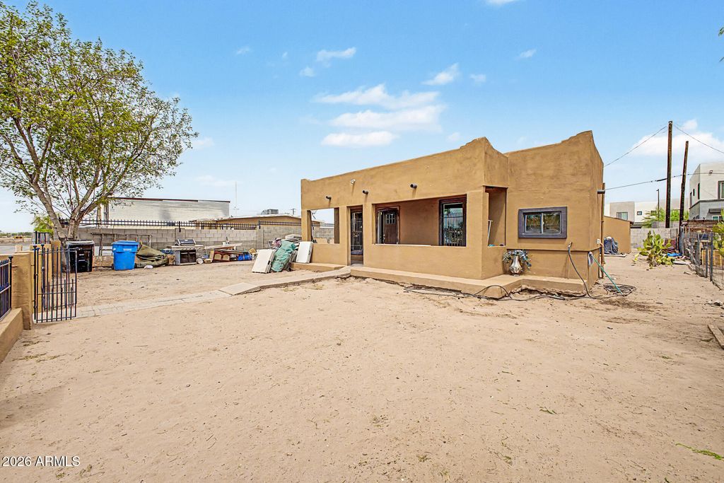 3617 S 17TH Street, Phoenix, AZ 85040 — photo 2