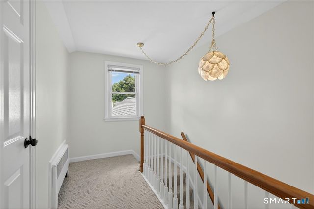 84 Jesswig Drive, Hamden, CT 06517