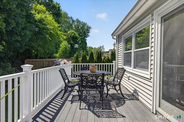 84 Jesswig Drive, Hamden, CT 06517