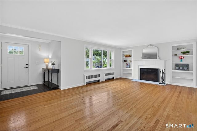 84 Jesswig Drive, Hamden, CT 06517