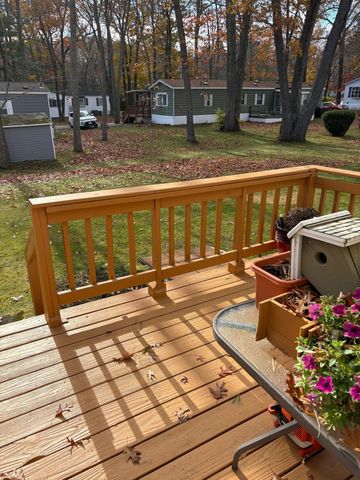 176 Lower Collins Street, Seabrook, NH 03874