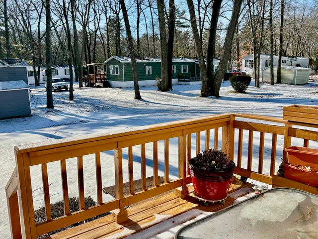 176 Lower Collins Street, Seabrook, NH 03874