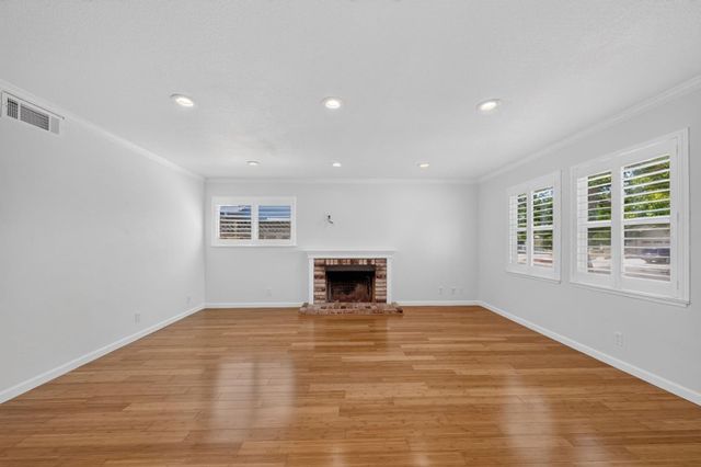 276 Bieber, San Jose, CA 95123