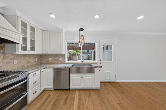 276 Bieber, San Jose, CA 95123